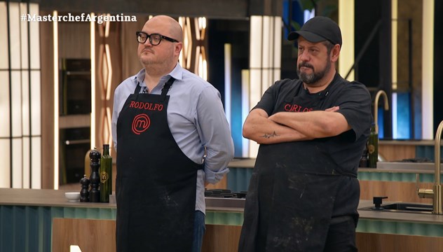Masterchef: Carlos quedó eliminado por unas empanadas de provolone, cantimpalo y salchicha parrillera 3 empanadas cerdo cantimpalo carlos masterchef argentina telefe 3